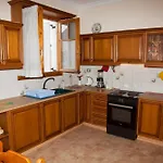 Lixouri Central Residence Apartman *