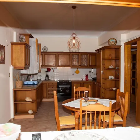 Lixouri Central Residence * ליקסורי